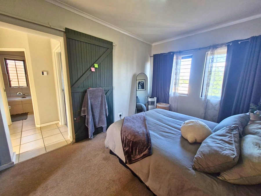To Let 3 Bedroom Property for Rent in Langeberg Heights Western Cape